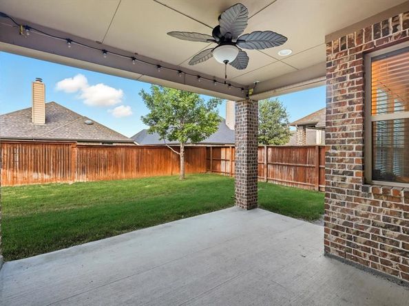 9117  Kaitlyn Court , Lantana Texas 76226