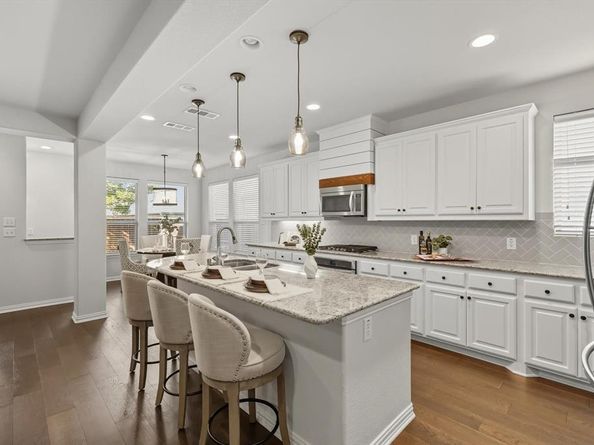 9117  Kaitlyn Court , Lantana Texas 76226