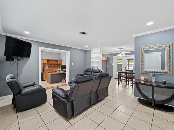 1405  Juanita Street , Mesquite Texas 75149
