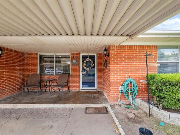 1405  Juanita Street , Mesquite Texas 75149
