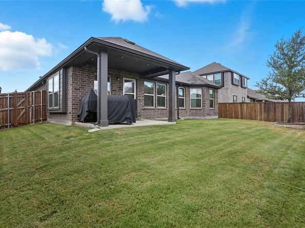 1321  Hunters Ridge Drive , Crowley Texas 76036