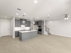 672  Sandiford  , Mansfield Texas 76063