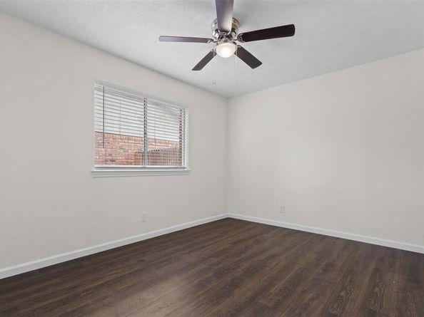 910  Waikiki Drive , Garland Texas 75043