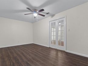 910  Waikiki Drive , Garland Texas 75043