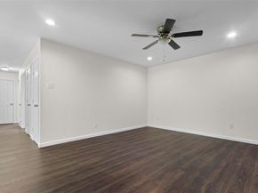 910  Waikiki Drive , Garland Texas 75043