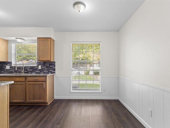910  Waikiki Drive , Garland Texas 75043