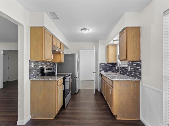 910  Waikiki Drive , Garland Texas 75043