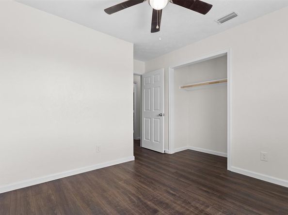 910  Waikiki Drive , Garland Texas 75043