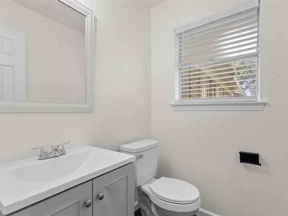 910  Waikiki Drive , Garland Texas 75043