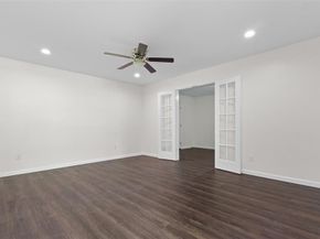 910  Waikiki Drive , Garland Texas 75043