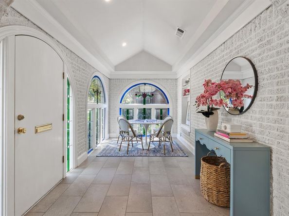 5242  Merrimac Avenue , Dallas Texas 75206