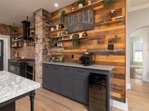 1401  5th Avenue , Fort Worth Texas 76104