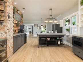 1401  5th Avenue , Fort Worth Texas 76104