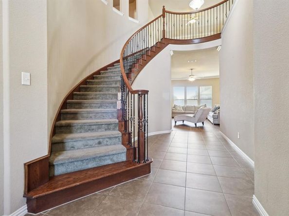 1506  Oak Park Lane , Cedar Hill Texas 75104