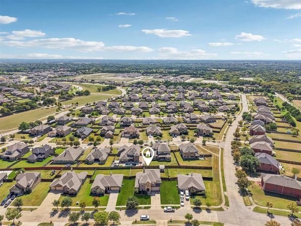 1506  Oak Park Lane , Cedar Hill Texas 75104