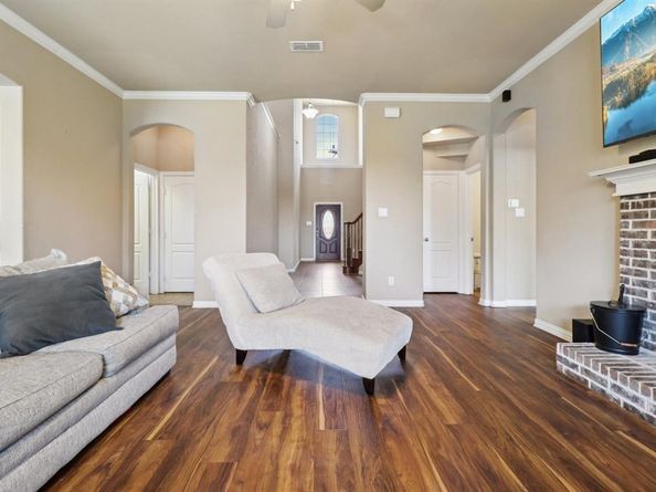 1506  Oak Park Lane , Cedar Hill Texas 75104