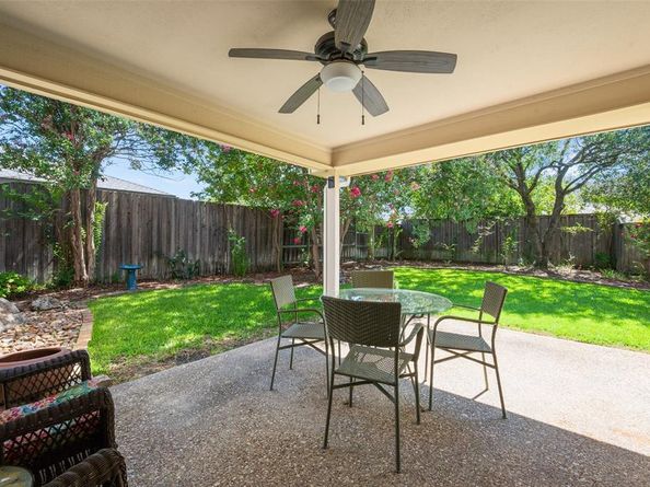 2706  Peach Tree Drive , Carrollton Texas 75006