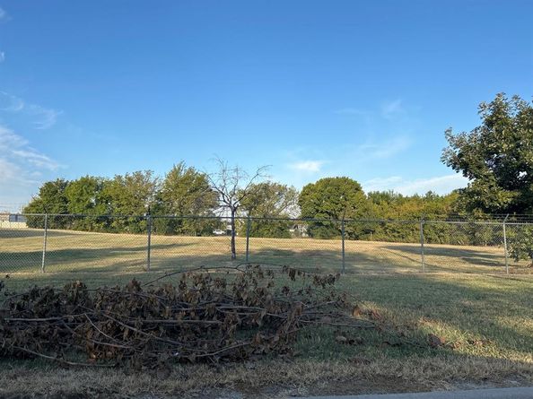 1205  Haynes Avenue , Fort Worth Texas 76105