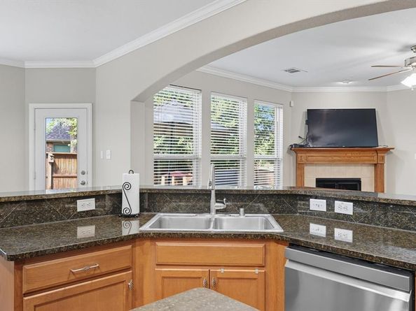 429  Perkins Drive , Argyle Texas 76226