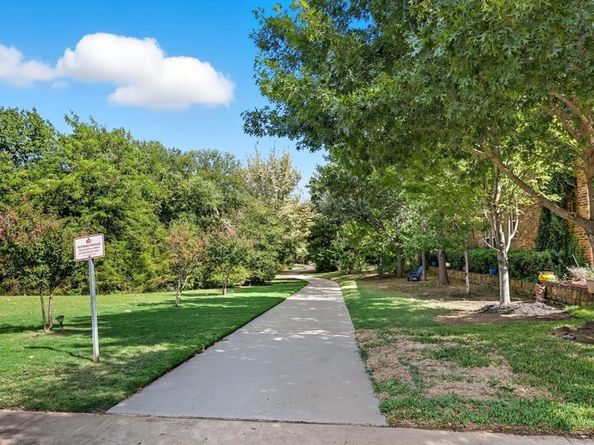 429  Perkins Drive , Argyle Texas 76226
