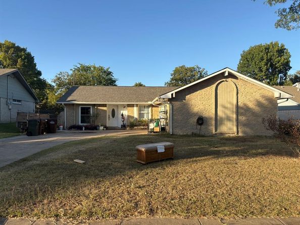 1501  Fairfield Drive , Plano Texas 75074