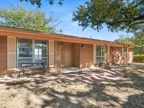 3055  Midway Road , Grapevine Texas 76092