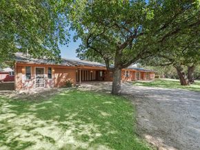 3055  Midway Road , Grapevine Texas 76092
