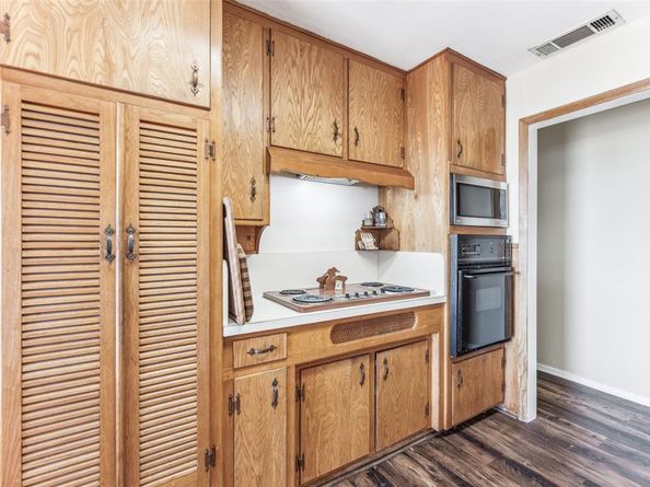 3055  Midway Road , Grapevine Texas 76092