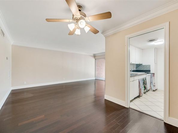 520 E Avenue J   C, Grand Prairie Texas 75050