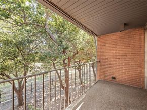 520 E Avenue J   C, Grand Prairie Texas 75050