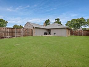 1916  Avignon Court , Carrollton Texas 75007