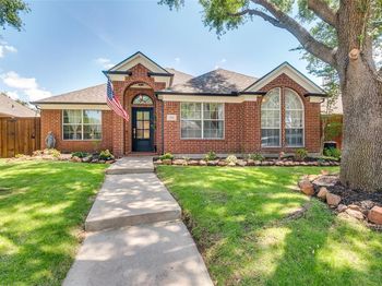 208  Touchdown Drive 