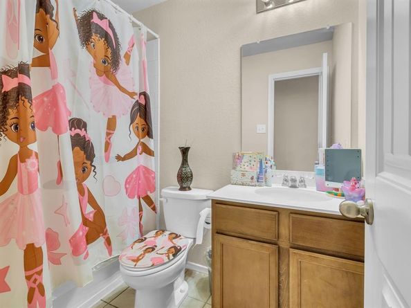 2256  Spring Hollow Drive , Lancaster Texas 75134