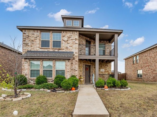 2256  Spring Hollow Drive , Lancaster Texas 75134