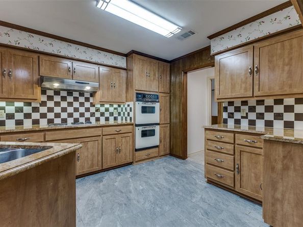 2401  Acacia Street , Richardson Texas 75082