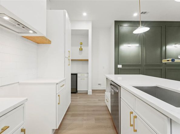 3910  Hancock Street , Dallas Texas 75210