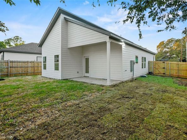 3910  Hancock Street , Dallas Texas 75210