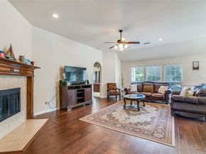 1110  Shearwater Lane , Garland Texas 75043