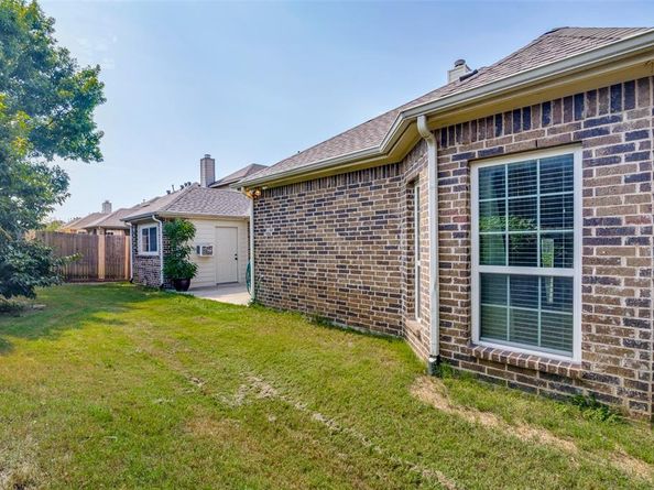 1110  Shearwater Lane , Garland Texas 75043