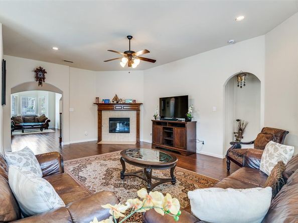 1110  Shearwater Lane , Garland Texas 75043