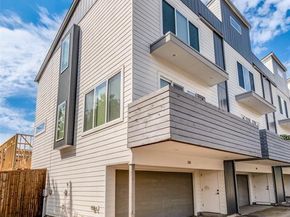 1901 N Carroll Avenue  105, Dallas Texas 75204