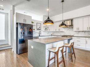 1901 N Carroll Avenue  105, Dallas Texas 75204