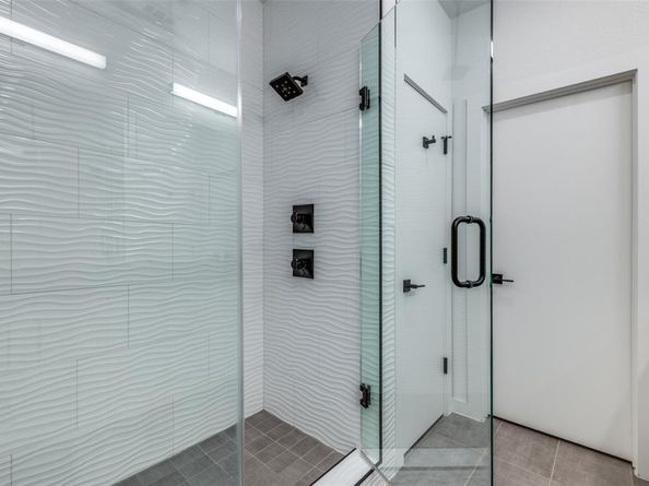 1901 N Carroll Avenue  105, Dallas Texas 75204