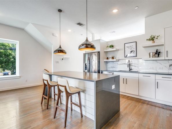 1901 N Carroll Avenue  105, Dallas Texas 75204