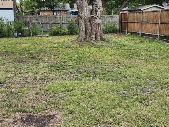 1702  Centerville  , Dallas Texas 75228