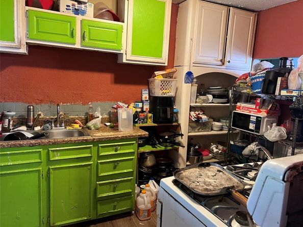 4423  Hopkins Avenue , Dallas Texas 75209