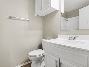 1562  Tiffany Forest Lane , Grapevine Texas 76051