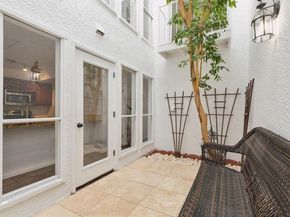 3227  Elizabeth Street , Dallas Texas 75204