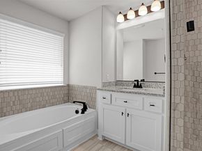 1914  Melinda Lane , Farmers Branch Texas 75234