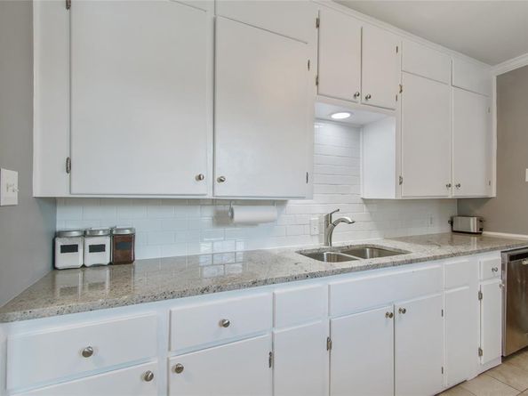 3909  Locke Avenue , Fort Worth Texas 76107